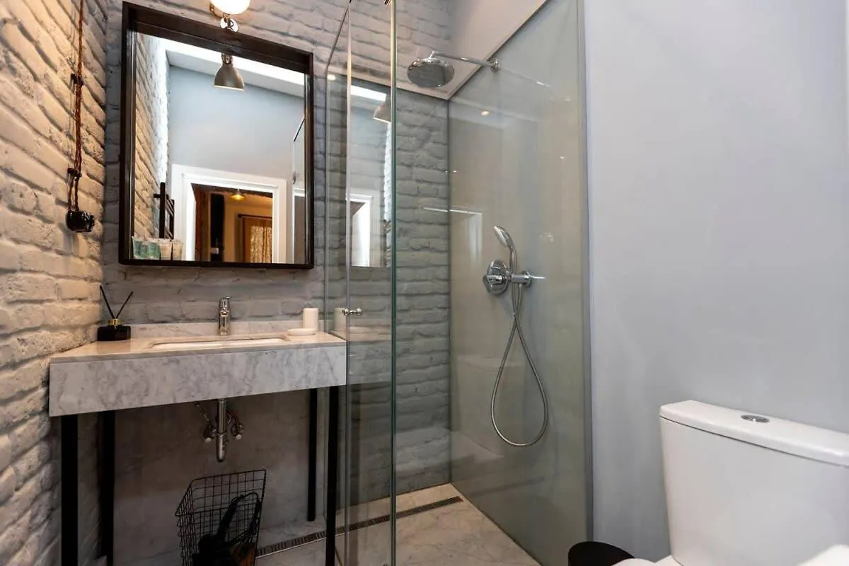 Stylish 1Br Apt Close To Rustaveli Avenue Tbilisi 0*,
